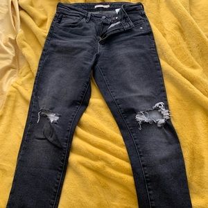 Levi’s 721 High Rise Skinny jeans SZ 29
